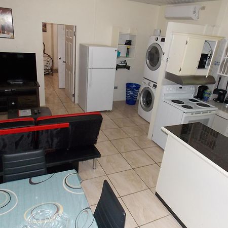 Stewart Apt- Trincity, Airport, Washer, Dryer, Office, Cable , Wifi Εξωτερικό φωτογραφία