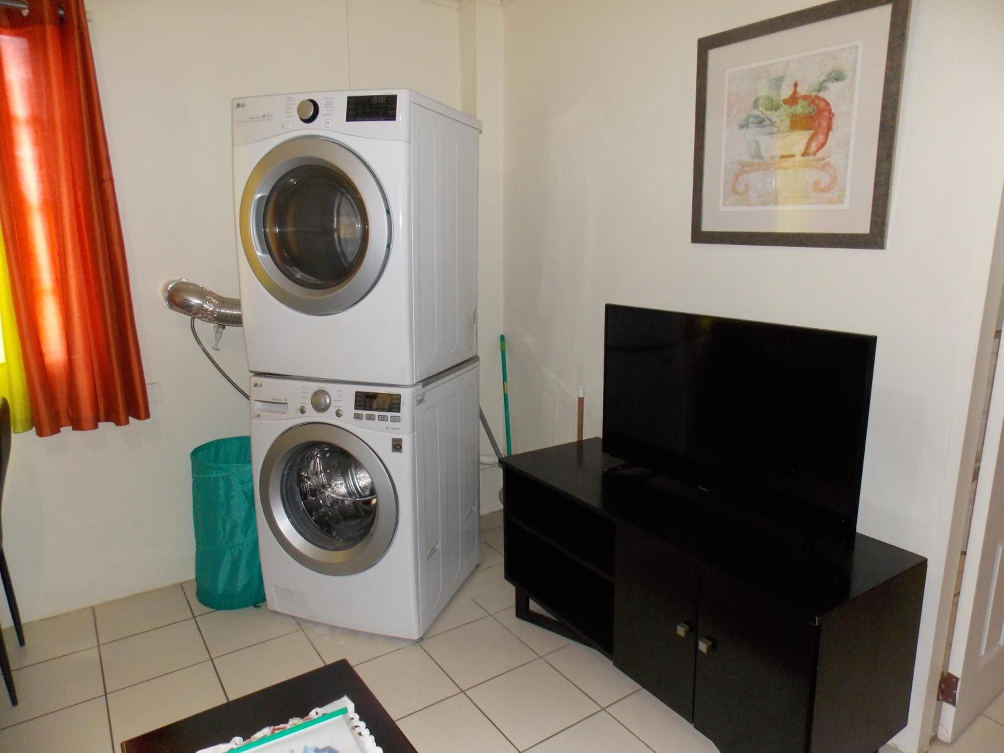 Stewart Apt- Trincity, Airport, Washer, Dryer, Office, Cable , Wifi Δωμάτιο φωτογραφία