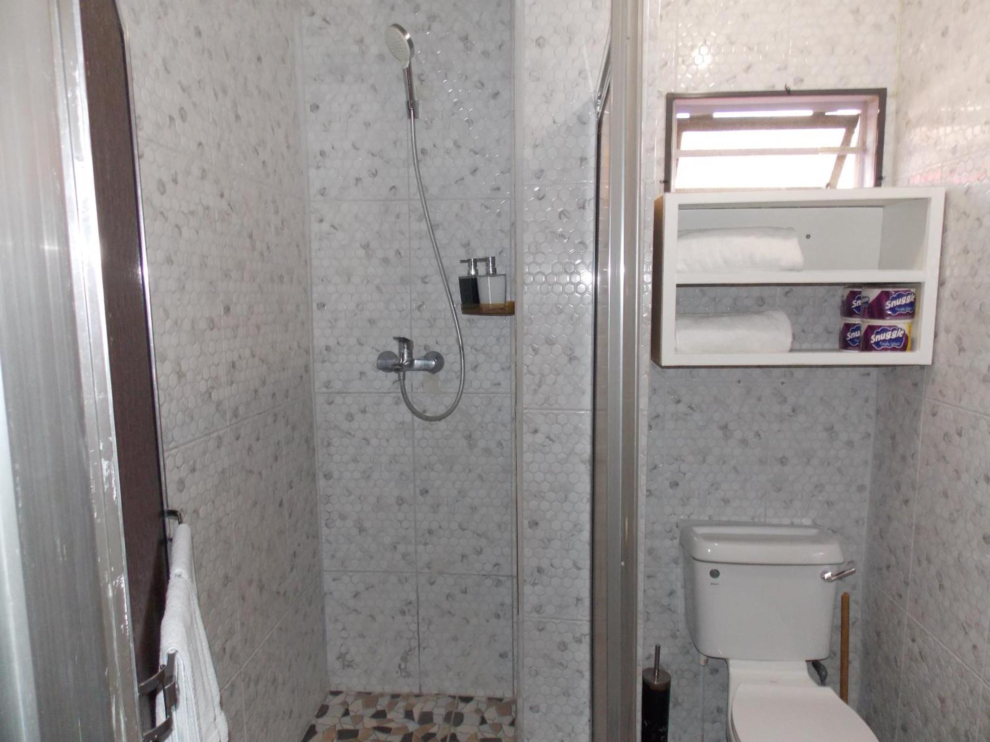 Stewart Apt- Trincity, Airport, Washer, Dryer, Office, Cable , Wifi Εξωτερικό φωτογραφία